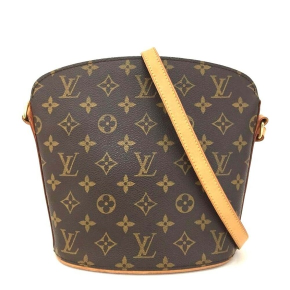 Louis Vuitton Handbags - 💯 Auth Louis Vuitton Monogram Drouot Cross body